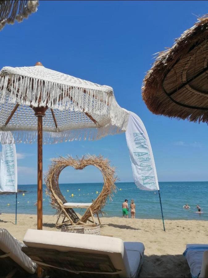 Studio Dans Residence, Piscine Lagon, Tennis Et Aire De Jeux Frejus Ngoại thất bức ảnh